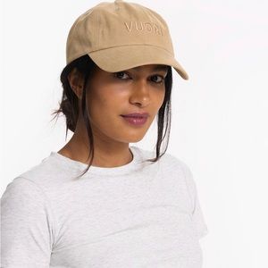 Vuori Signal Dad Hat in Camel